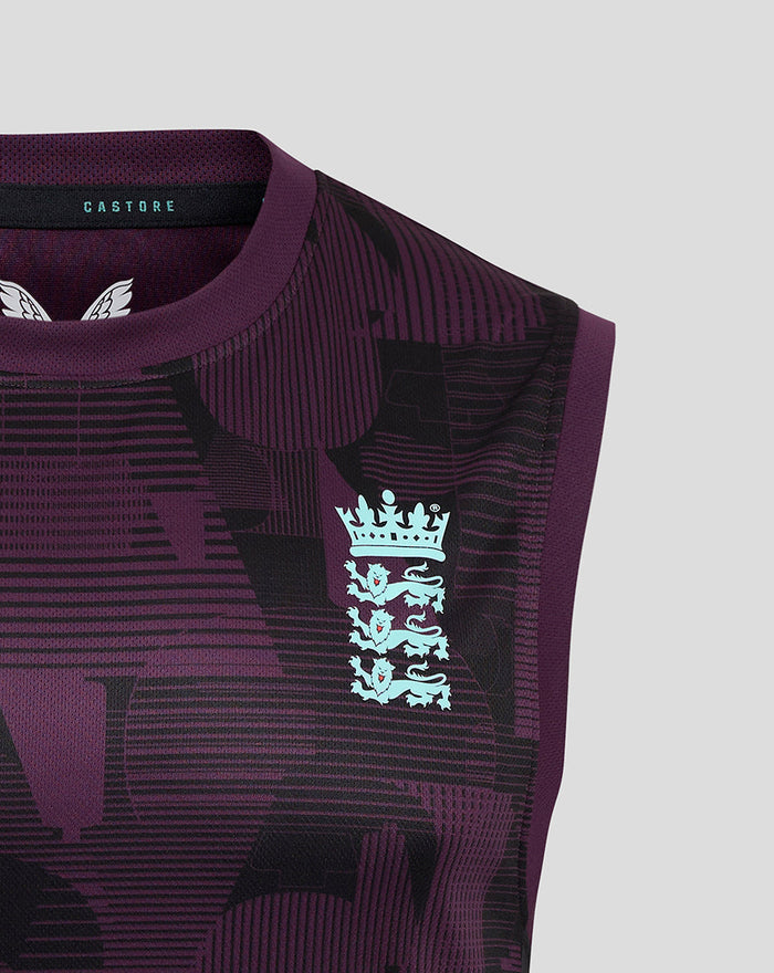 Front view of ECB Men 25/26 Training Vest with England crest on chest and Castore branding